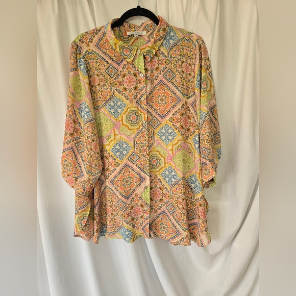 Rose & Olive Multicolor Geometric Button Up Blouse/Top Plus Size 1X - Picture 2 of 11
